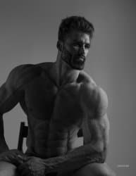 Giga Chad
